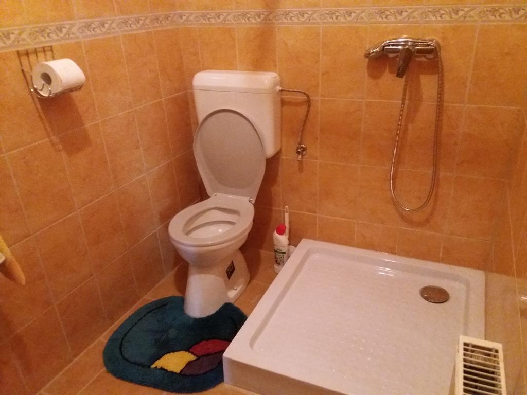 Orban Vendeghaz Guest House Kovagoors Ngoại thất bức ảnh