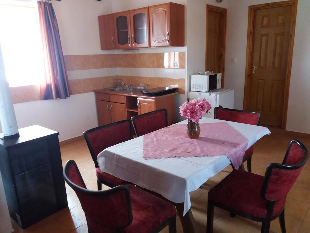 Orban Vendeghaz Guest House Kovagoors Ngoại thất bức ảnh